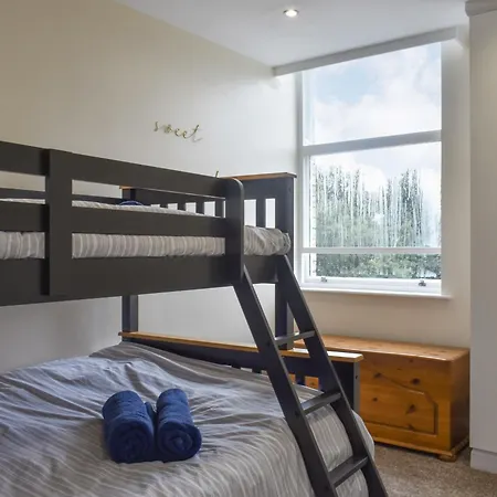 Mount View * Scarborough